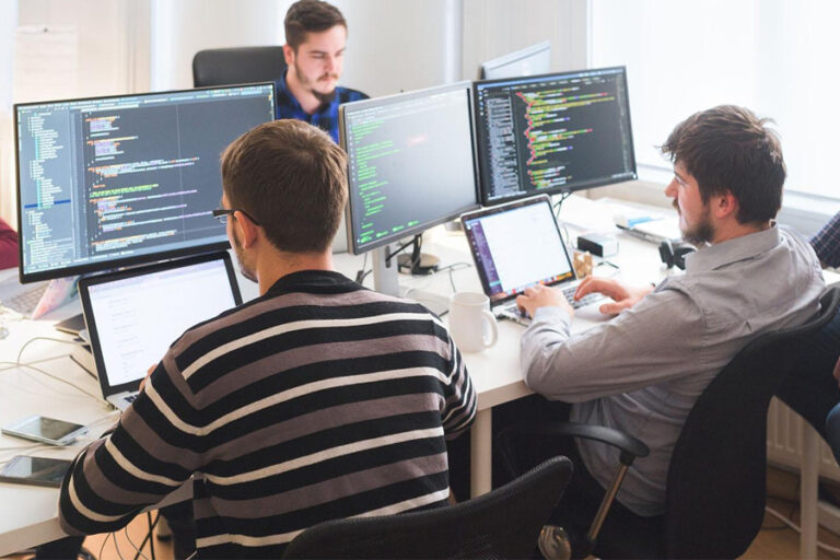 Navigating Digital Infrastructure Challenges with a Masters in Information Technology and Systems Management